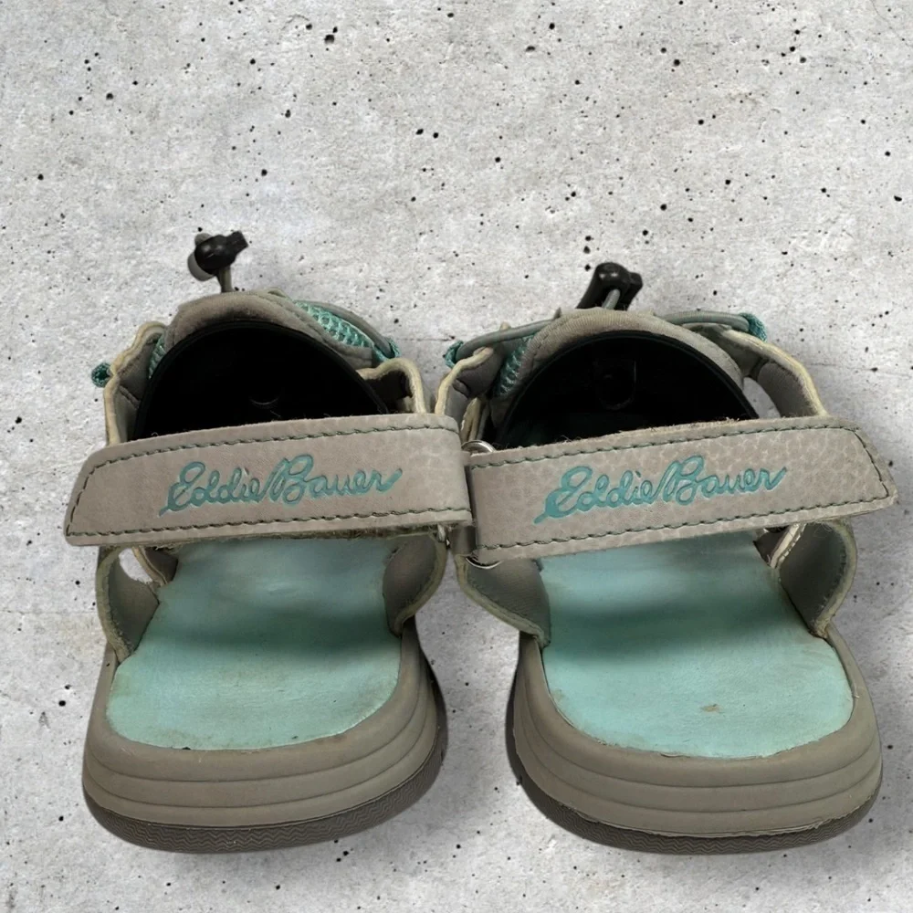 Kids Eddie Bauer Kristen bump toe sandals size 2